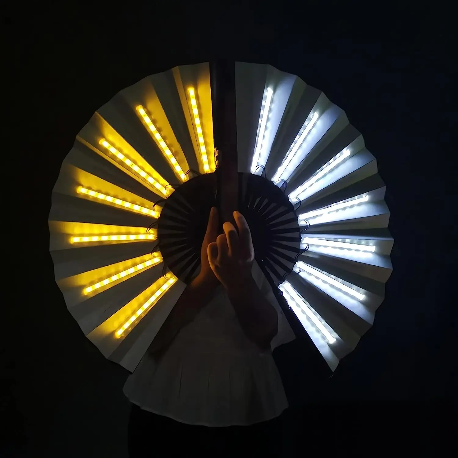 توهج للطي LED مروحة الهذيان مروحة مع LED متوهجة الملونة الصينية باليد للطي مروحة تضيء مروحة اليد توهج في الظلام الطرف