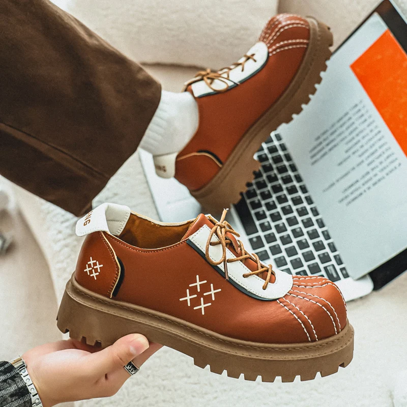 Winter Fashion Trend Essential for Outdoor Thick Soled High Rise Low Cut Casual Sports Shoe Anti Slip Sole Super Cool Men's Shoe