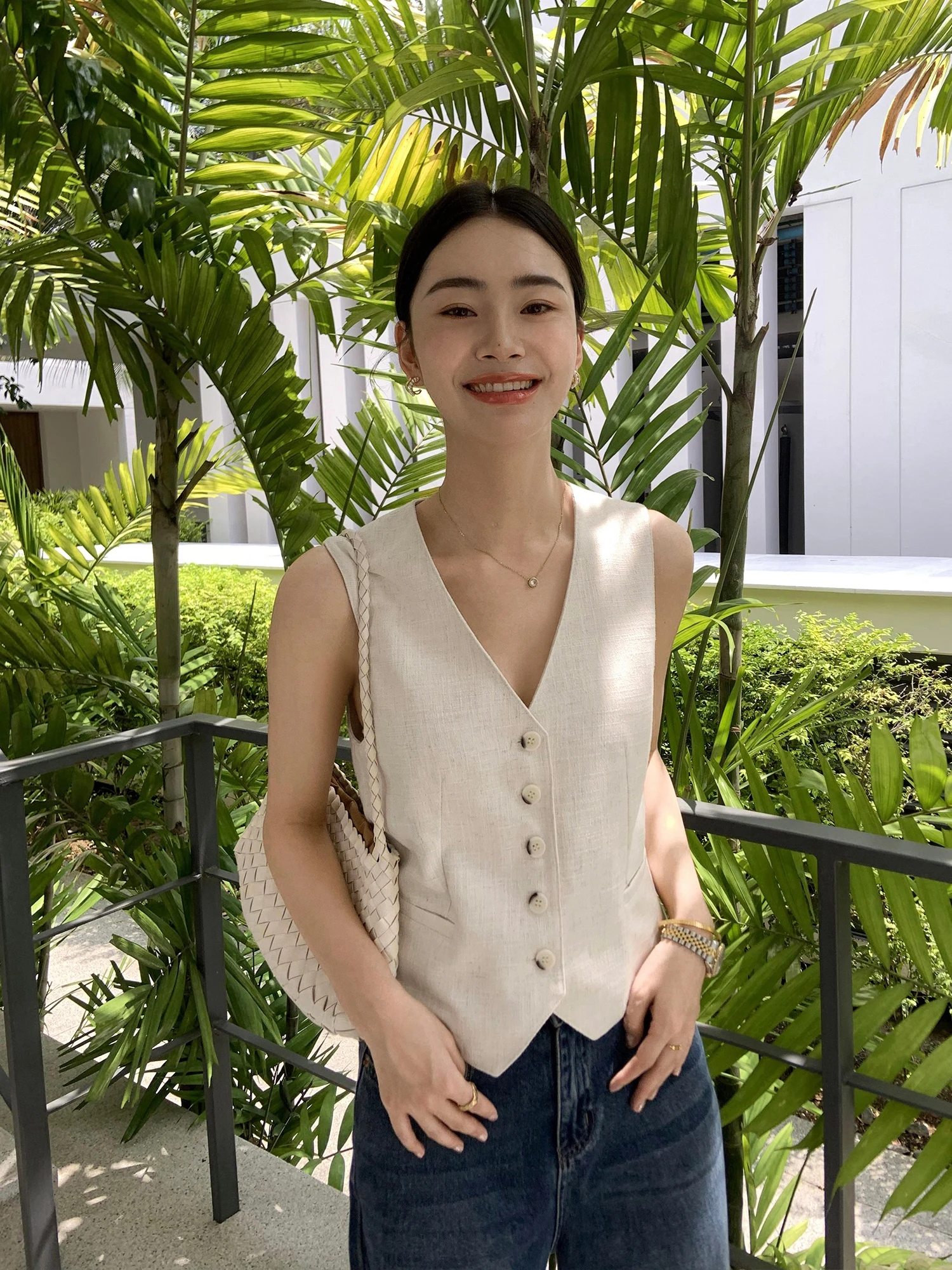 

Pusumede Retro Suit Vest Women's Summer Linen ort Svel Top Faionable Commute Sle V-ne Single-button Closure