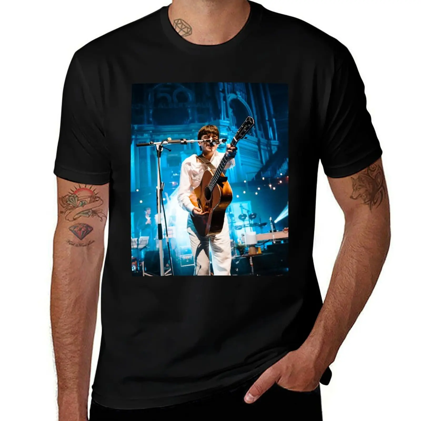 

Shining Concert Declan Mckenna T-Shirt man t shirt graphic man t shirt luxury t shirts for man graphic funny T-shirt