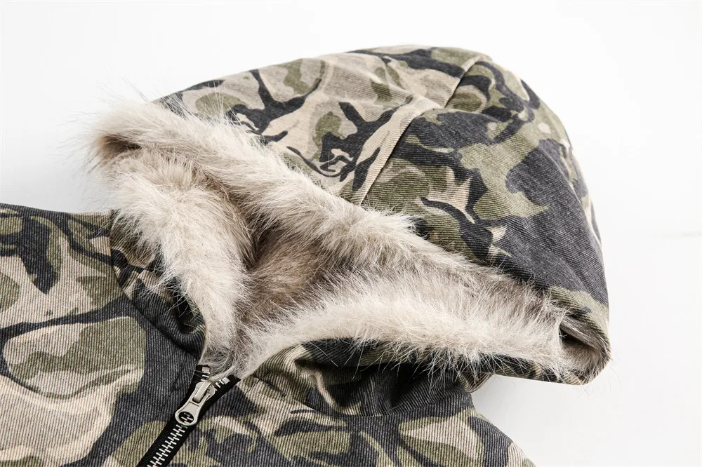 Herren Camo Blumenmuster Kunstfell Kapuzen-Bomberjacke Winter Dicke Fleece-Gefütterte Kurze Gefütterte Jacke Lose Y2K Streetwear Männliche Freizeit-Oberbekleidung – Detail 5