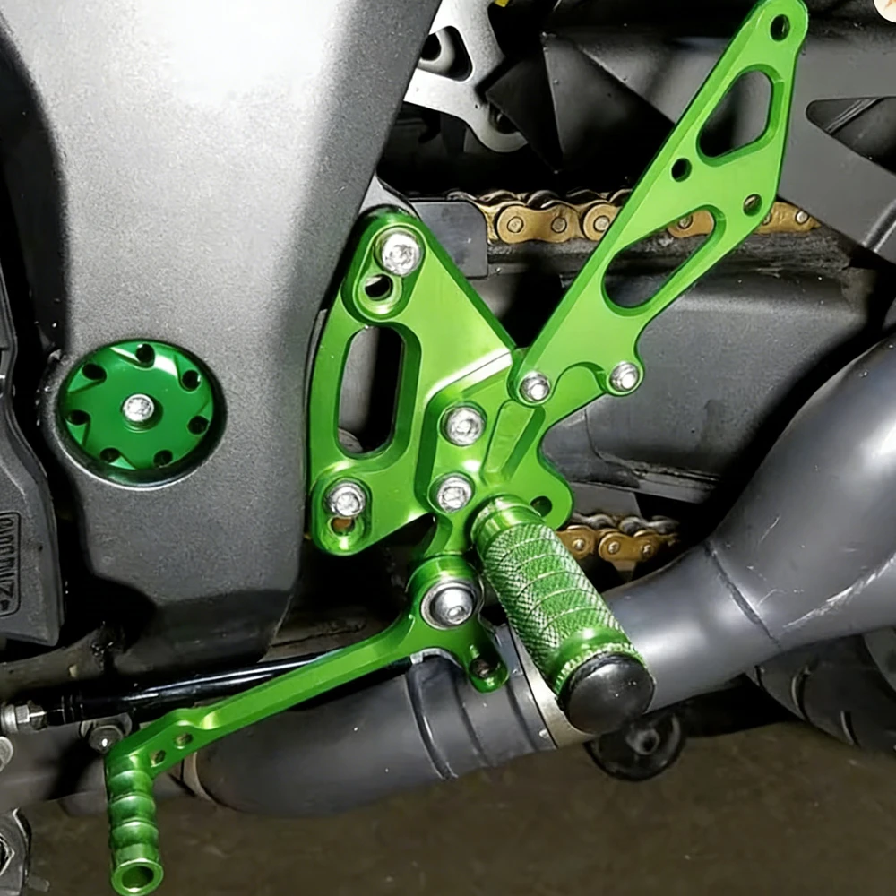 

Motorcycle CNC Aluminum Footpeg Rearset Rear Set Footrest Foot Pegs For Kawasaki Z1000 Z 1000 ABS 2011-2022 2023 2024