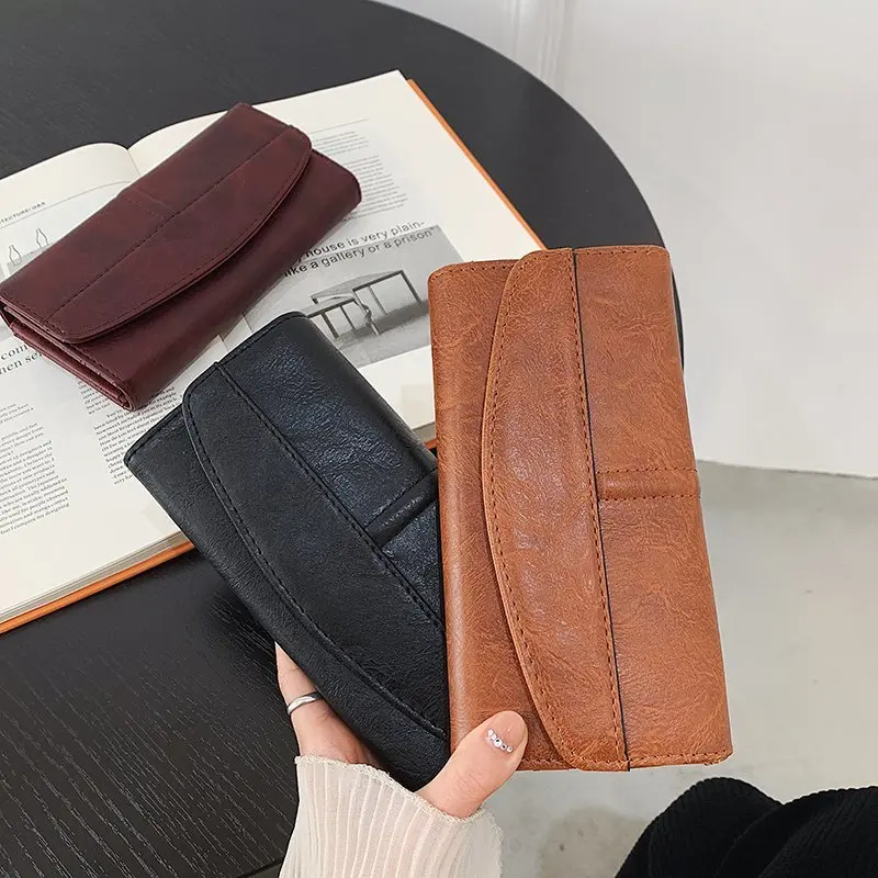 Fashionable Women's Wallet with Multiple Card Slots and Large Capacity European and American Retro Solid Colors Wallet for Women