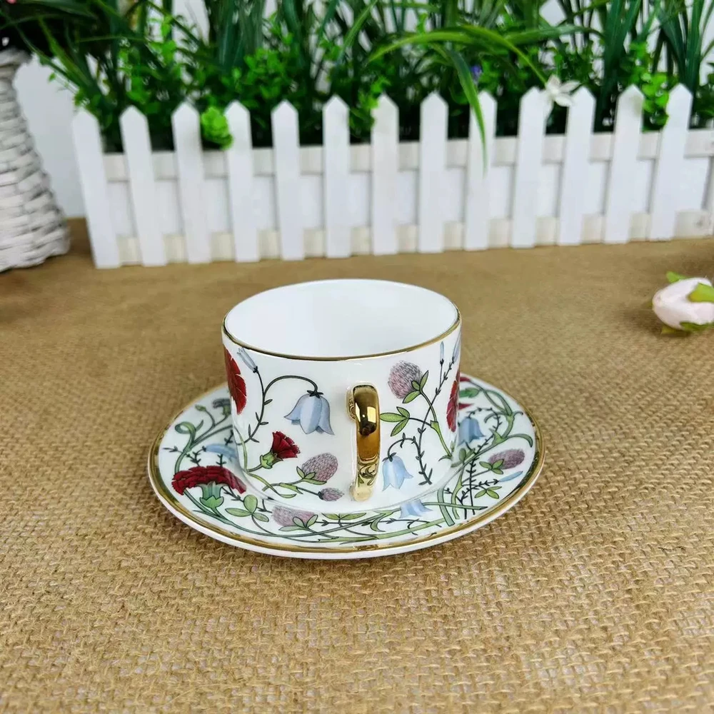Cangkir & Piring Teh Sore dari - Coffee Plus Tea ulasan dan harga