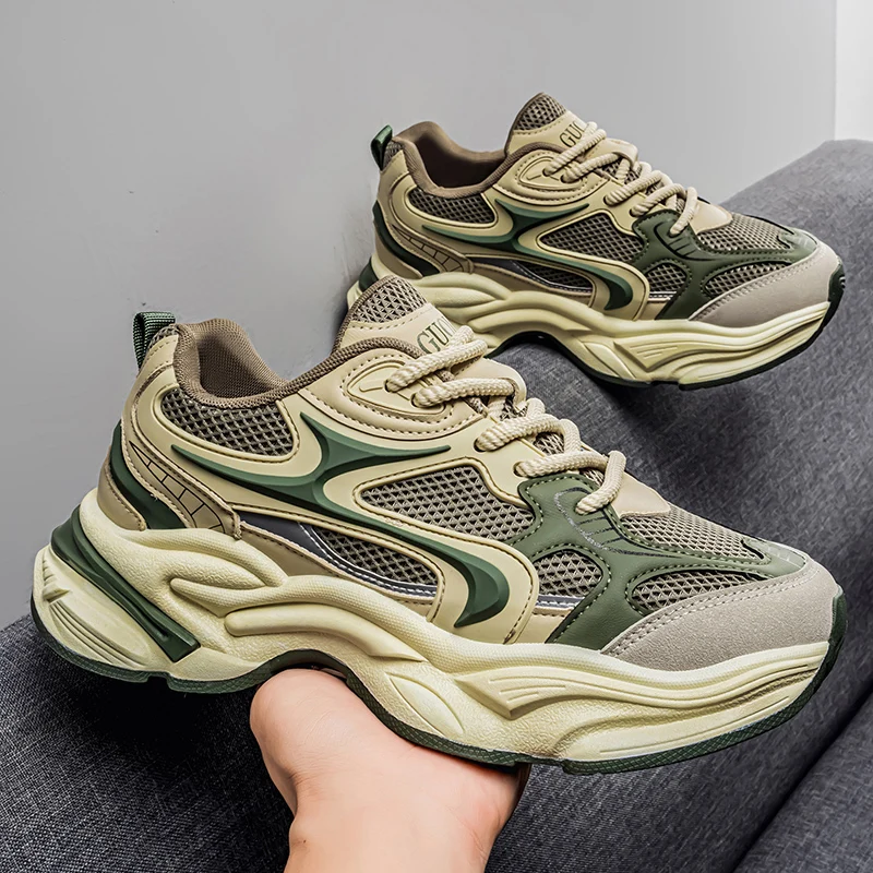 

Летние новые стильные сетчатые верхи с толстой подошвой, спортивные повседневные модные кроссовки для папы, 2026, мужские дышащие кроссовки