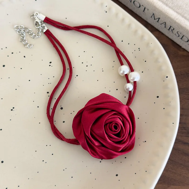 Metal Alloy Rose Camellia Choker Necklace Premium Durable Elegant Versatile Daily Wear Jewelry for Women Choker Jewelry