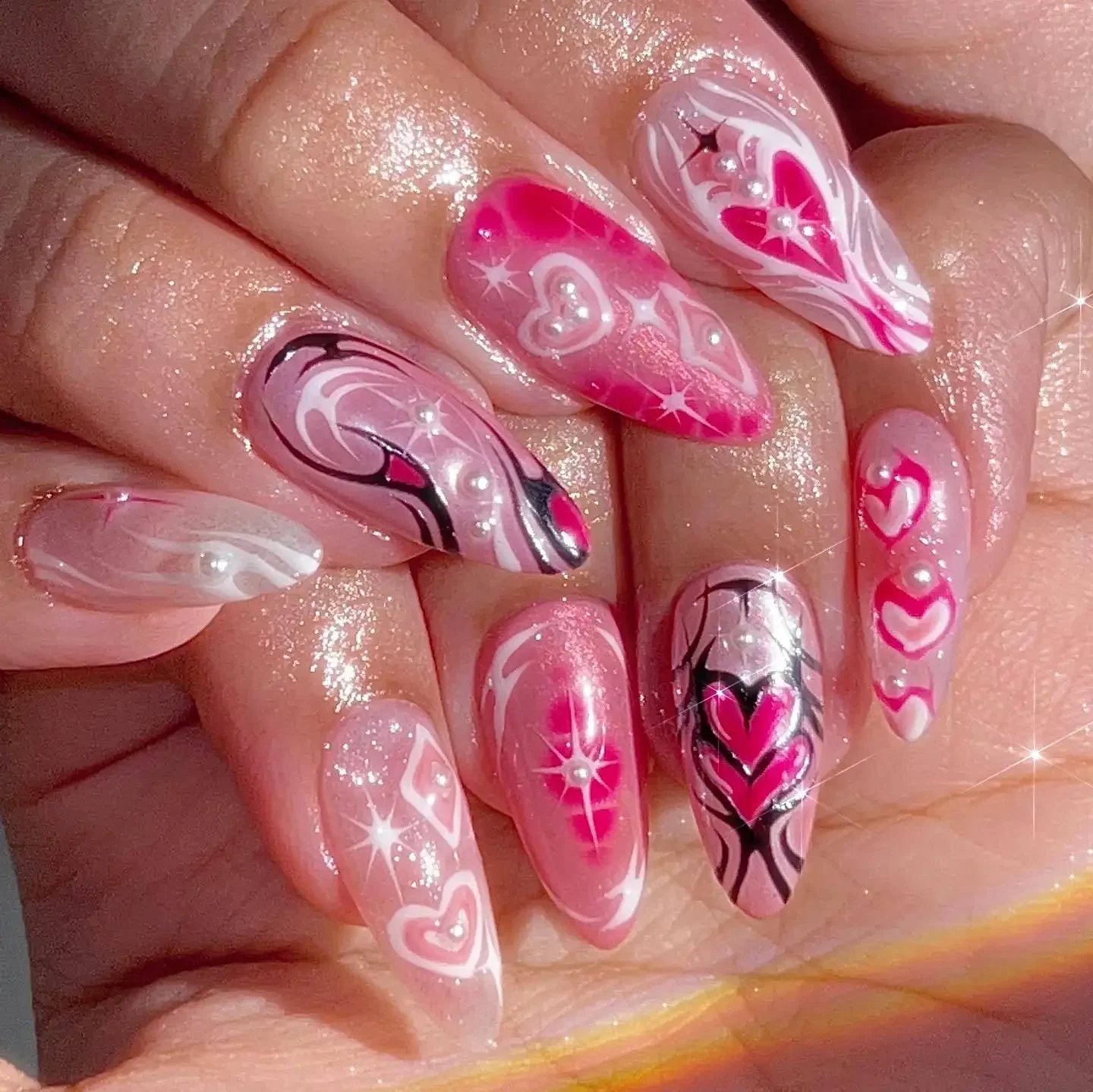 

24PCS Pink Almond False Nails Sweet Cool Heart Halloween Patterns French Fake Nails for Spice Girls Full Cover Wearable Press On