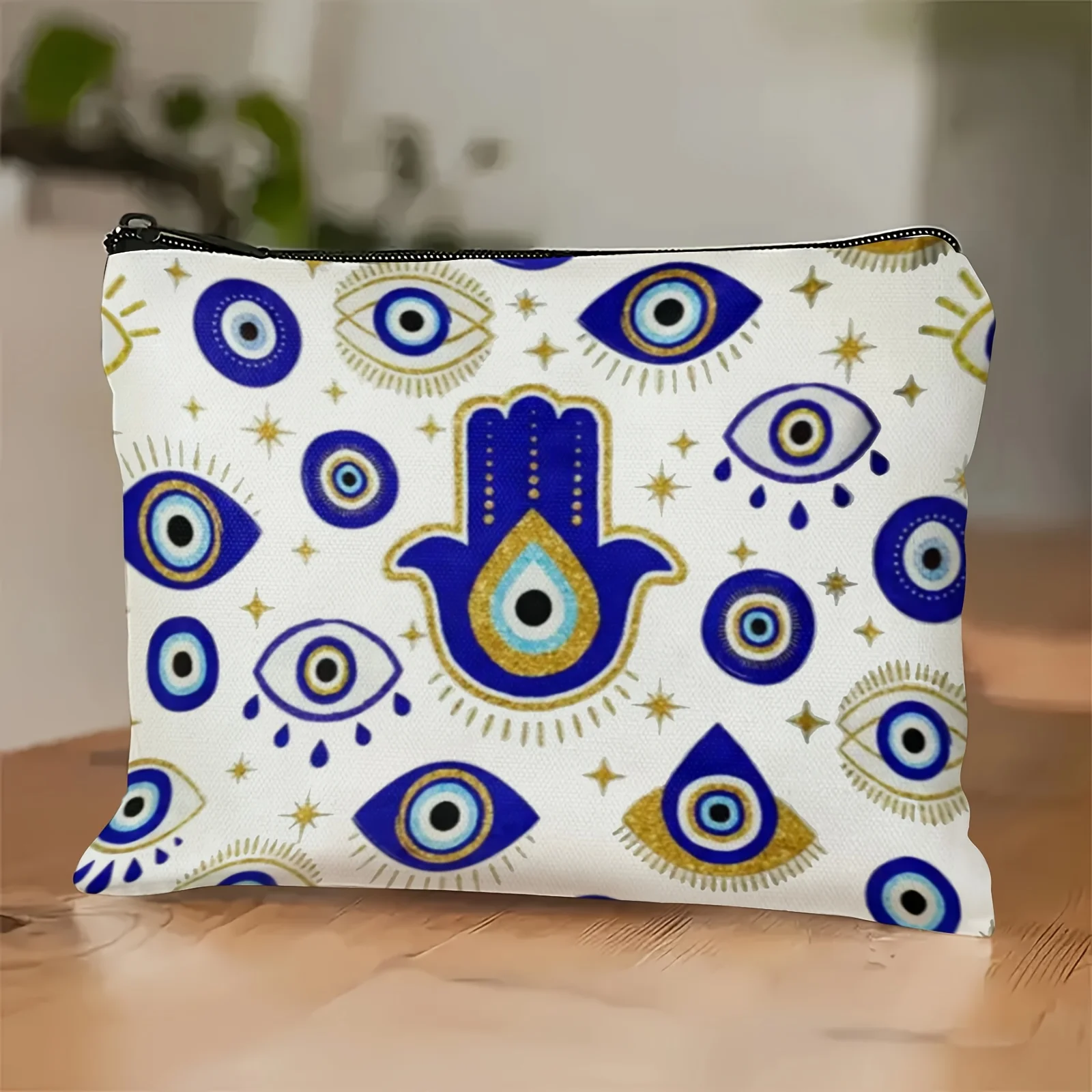 A Hamsa Hand And Evil Eye Designed Makeup Bag - Women's Cute Multifunctional Zipper Pouch