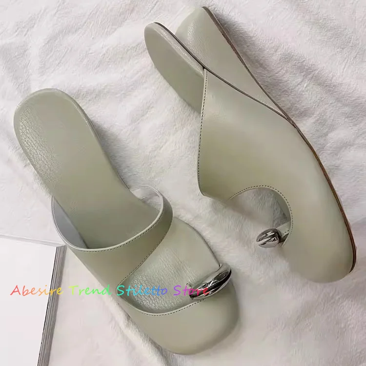 

Slope Heel Baotou Slippers for Women New Metal Toe Casual Slippers Solid Color Toe Retraction High Heel Ladies Trendy Mules