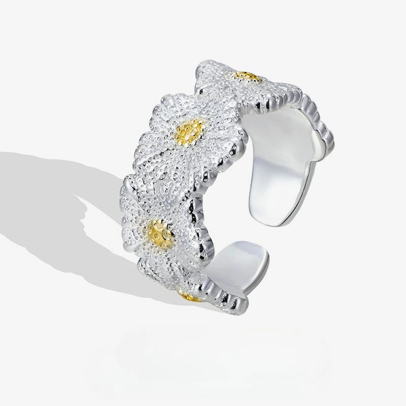 New S925 Silver Daisy Ring for Women's High End, with Gold Silver Contrast and Adjustable Opening for Wedding Jewelry