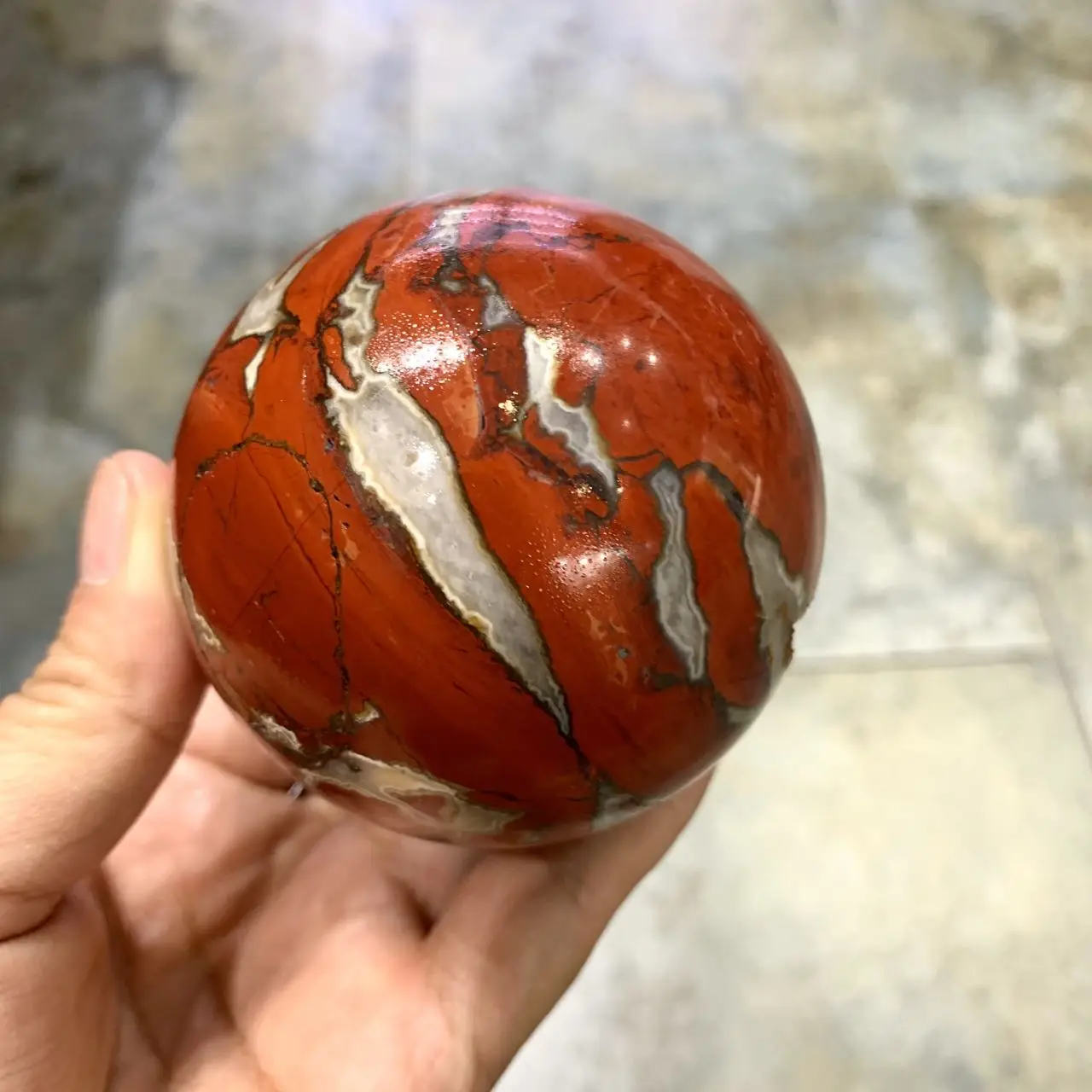 BeautifulNatural warring states period red ball Crystal Ball with Crystal Ball with Quartz Point Sample Healing Reiki Decoration