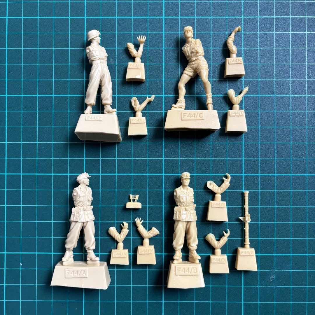 

1/35 resin unpainted model set, German Afrika Korps artillery crew (4 people) unassembled and unpainted GK