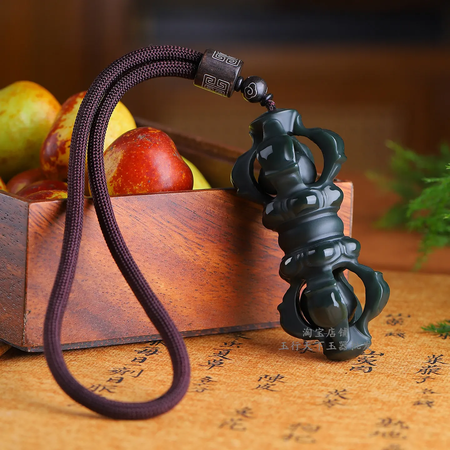 Natural and genuine Xinjiang Hetian jade fine material to reduce magic pestle hand handle piece jade diamond pestle play piece m