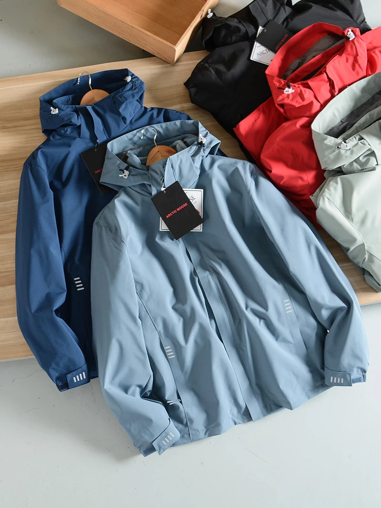 Men's Outdoor Three-in-One Fleece Lined Jacket Hooded Coat Detachable Warm Windproof Water Resistant Polyester Fiber Long Sleeve