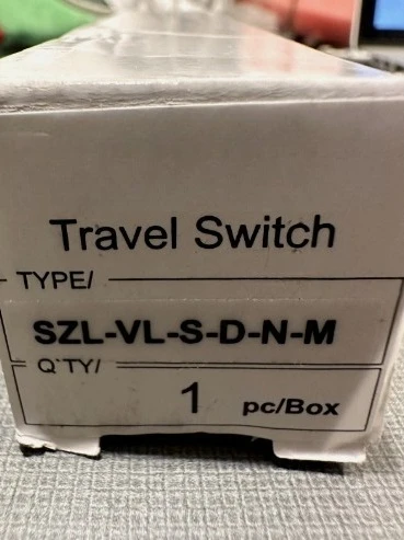 Brand New Original Travel Limit Switch SZL-VL-S-I-N-M SZL-VL-S-C-N-M SZL-VL-S-D-N-M SZL-VL-S-I-N SZL-VL-S-B-N  Fast Delivery