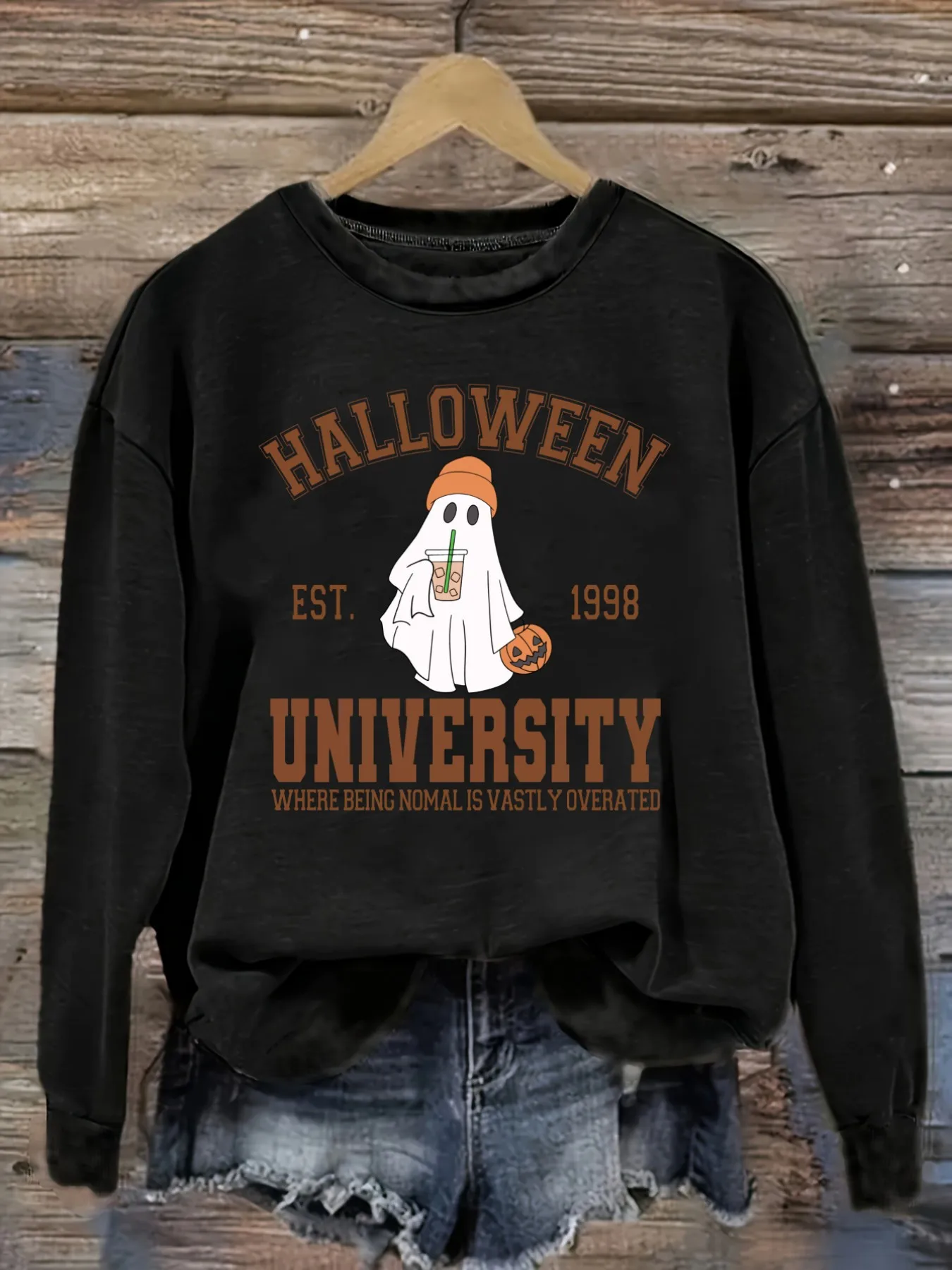 Women's Casual Long Sleeve Crew Neck T-Shirt Halloween University Ghost Print Design, Round Neck Women's Clothing, Machine Washable, Slightly Elastic, Loose Fit, Spring Autumn Winter Women's T-Shirt, Halloween Costume Outfit