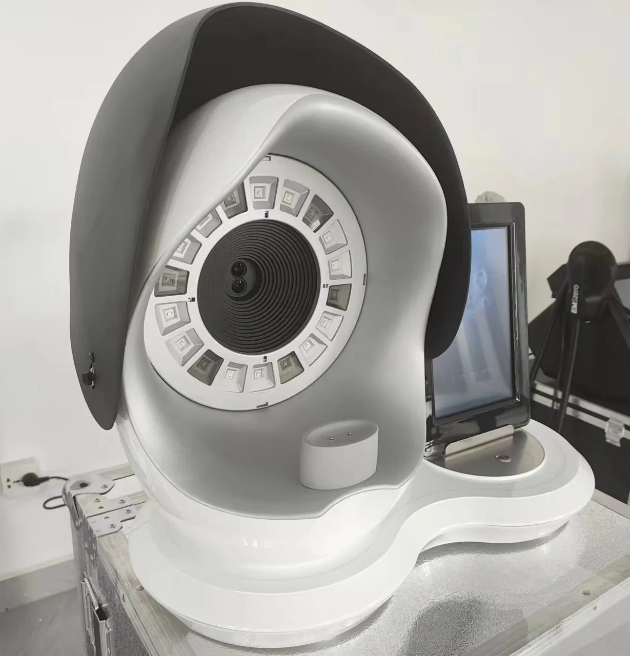 2025 mais novo analisador de pele ai instrumento de imagem inteligente detector espelho mágico 3d digital máquina análise facial produto