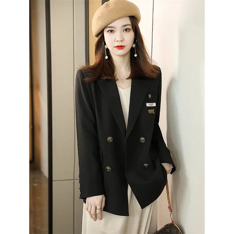 Cappotto da abito alla moda da donna Primavera Autunno 2025 Nuovo blazer Giacca casual strutturata Senior Overwear Popolare quest'anno Cappotto da donna