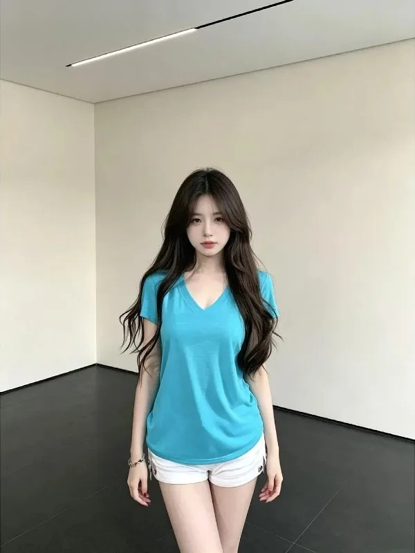 plus Size Women's Lake Blue V-Neck Short Sleeve T-Shirt Slimming Summer Fashionable Commute Style Korean Loose Fit  Color