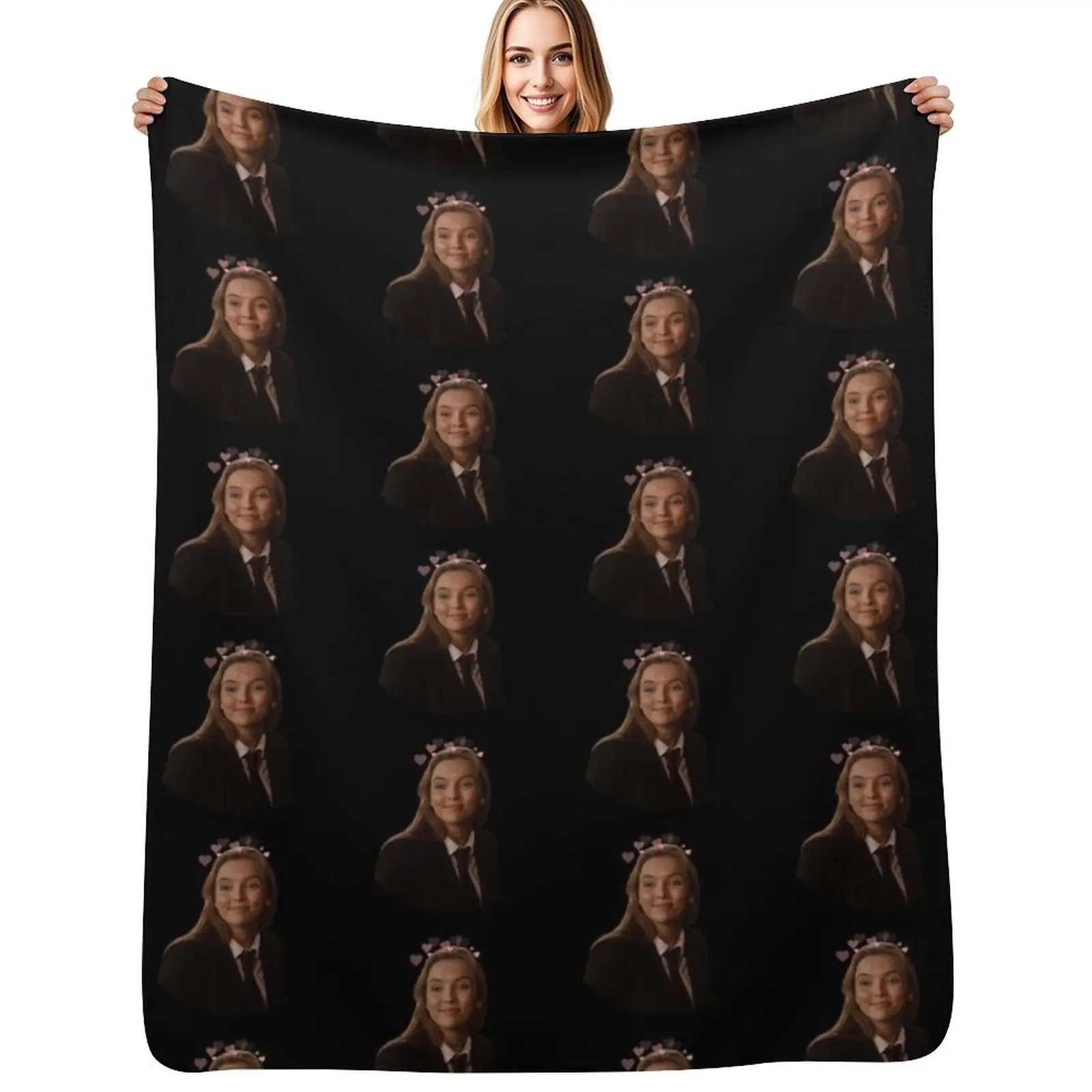 

Villanelle in a Suit Throw Blanket Soft Big Furry Weighted Blanket