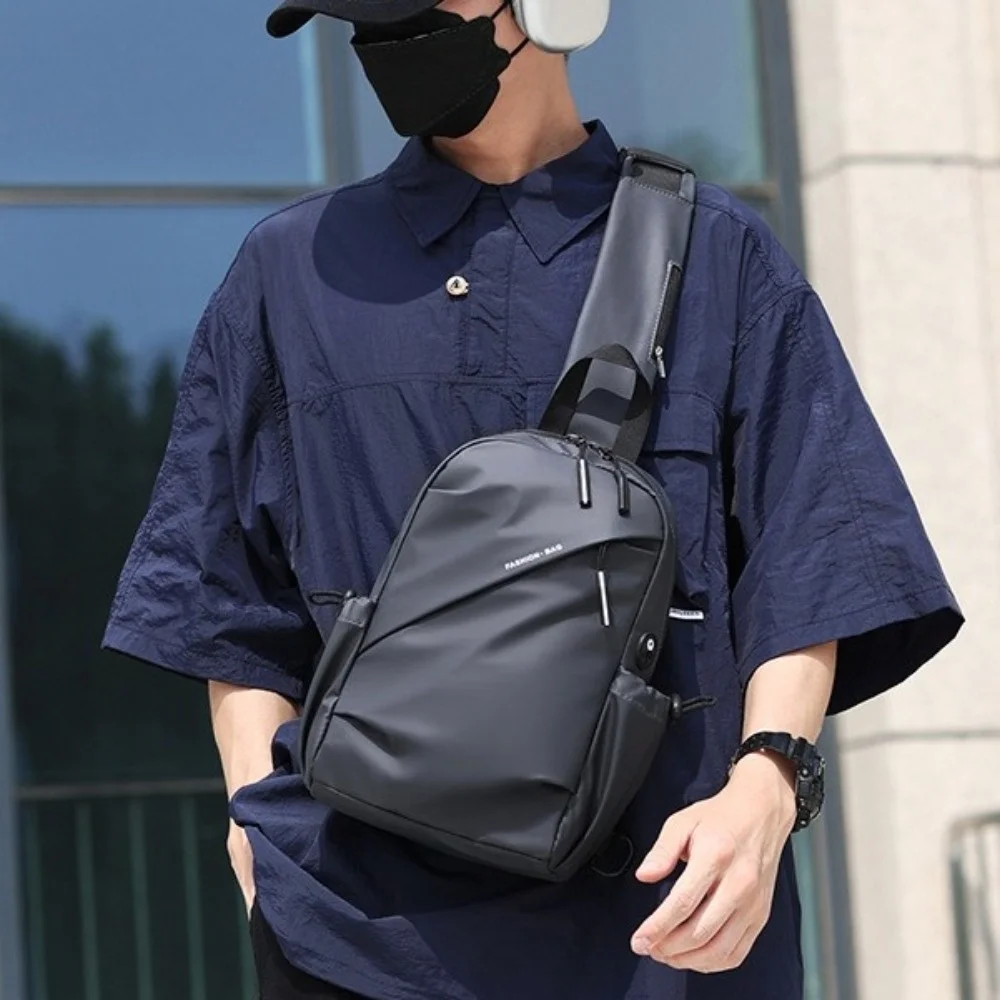 

Daypack Large Capacity Men Chest Bag Korean Style Zipper Oxford Cloth Crossbody Bag Waterproof Wide Strap Men Shoulder Bag Women