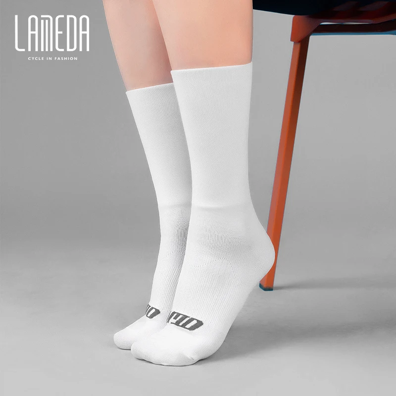 

LAMEDA 3 Pairs Men's Women's Cycling Socks Reflective Bicycle Road Racing Socks Breathable Outdoor Sports Running Socks