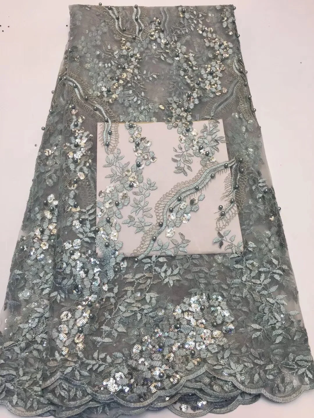 

Burgendy Chiffon Lace Applique Dentelle, Gilttler Lace African Fabrics, High Quality African Lace With Sequins RF421