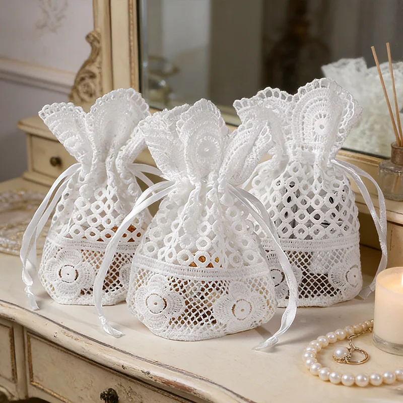 Sacs à cordon en dentelle blanche, 3 à 12 pièces, sacs d'emballage pour bijoux, cadeaux de mariage pour invités, fête d'anniversaire, sacs cadeaux pour bonbons de noël