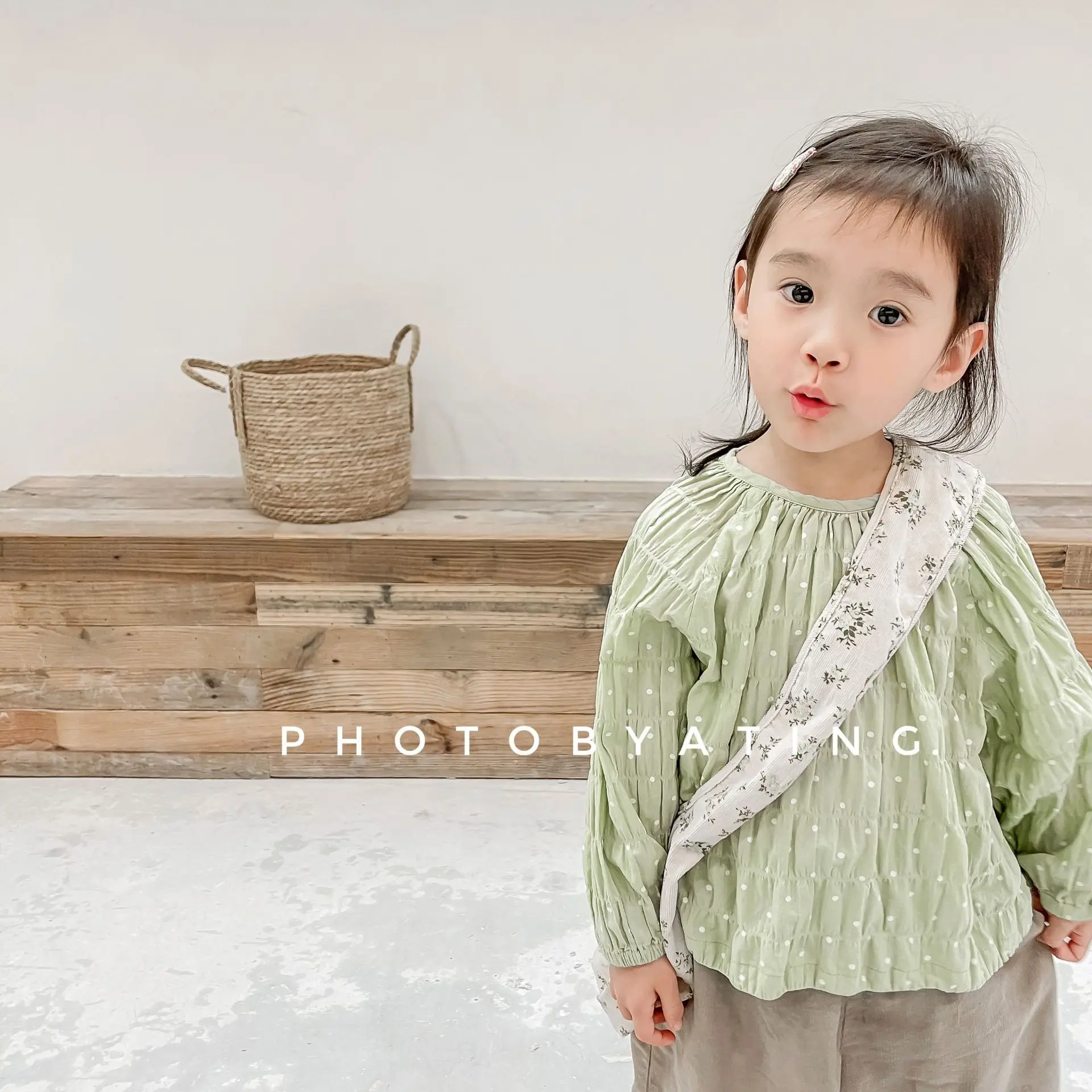 Girl Shirt Top 2024 Children Autumn New Girls Autumn Korean Style Ramie Cotton Bubble Sleeve Shirt Top Baby Girl Fashion Dot Top