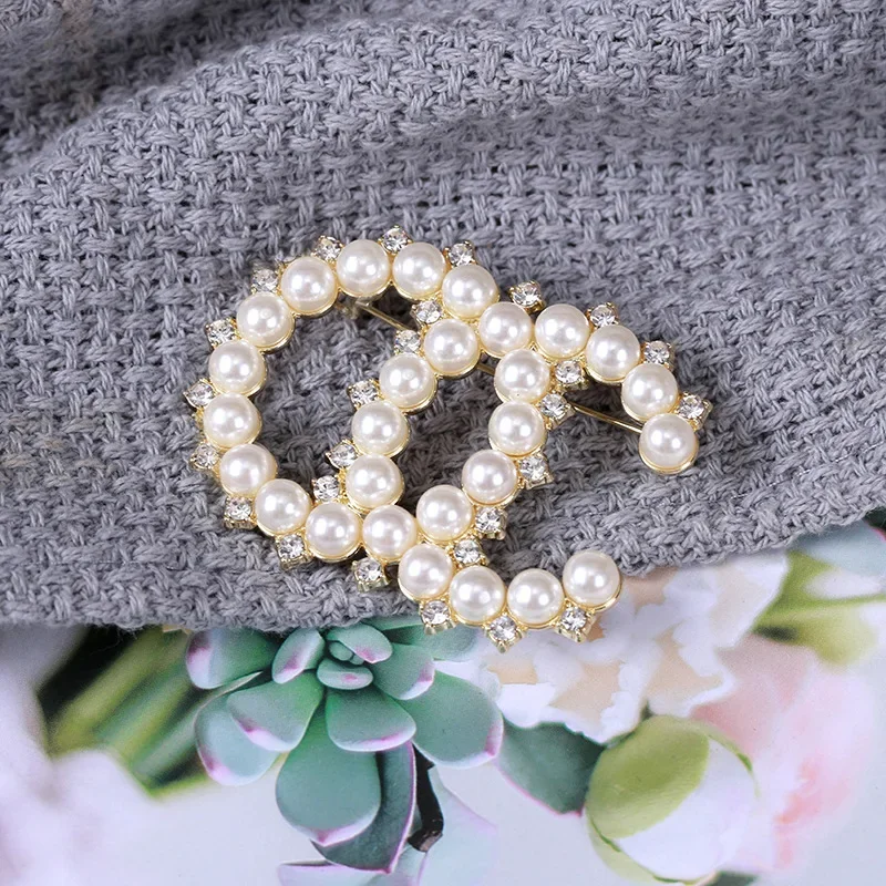 Xiaoxiang Double C Brooch DIY Pearl High End Luxury Sweater Accessories  New C Home Letter Suit Accessories