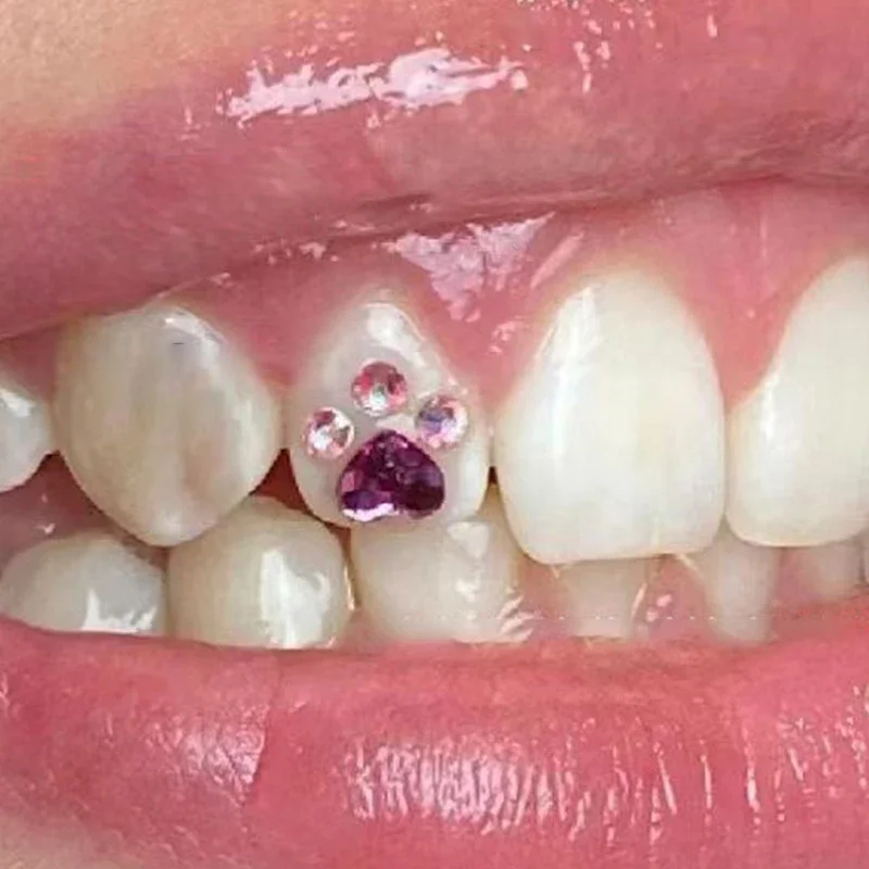 4pcs/box Dental Tooth Gems Cat Paw Heart Shape Color Teeth Jewelry Crystal Diamond Ornament Denture Acrylic Teeth Decoration Gem