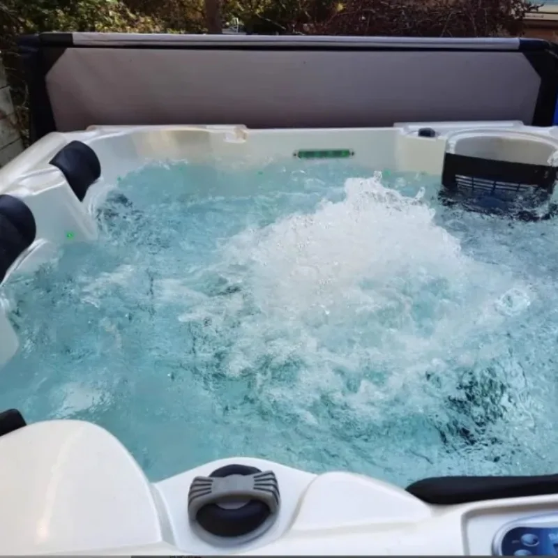 Outdoor Spa Free Stand Spa Bathtubs With Waterproof Tv Sexy Massage Spa Wholesale