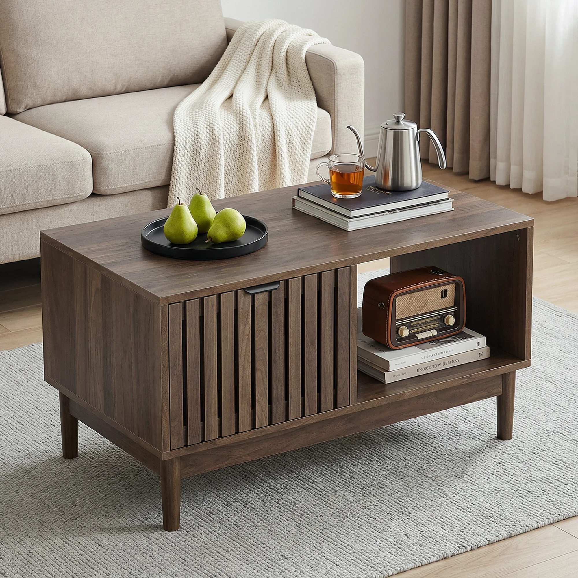 Table basse moderne du milieu du siècle de 80 cm, table centrale de salon avec design en grille, un tiroir, étagères ouvertes, pieds en bois massif, finition noyer