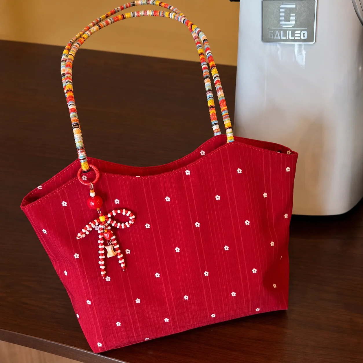 Red Canvas Tote Shoulder Bag, White Small Floral Print Casual Handbag, Contrast Woven Strap Daily Commute Bag with Charm
