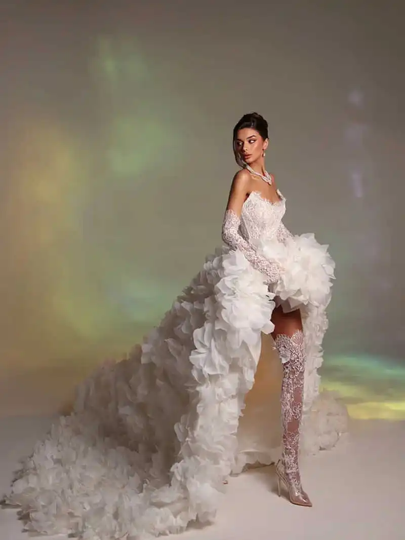 Requintado vestido de casamento querido elegante plissado em camadas renda vestido de noiva trem varredura personalizado vestidos de novia