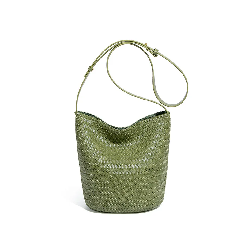 French niche retro soft leather hanging woven bag 2025 early autumn new handmade woven bag vegetable basket tote bag