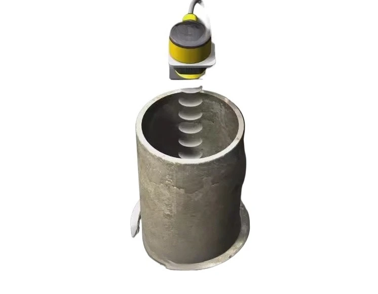 Ultrasonic displacement ranging level control sensor with pump