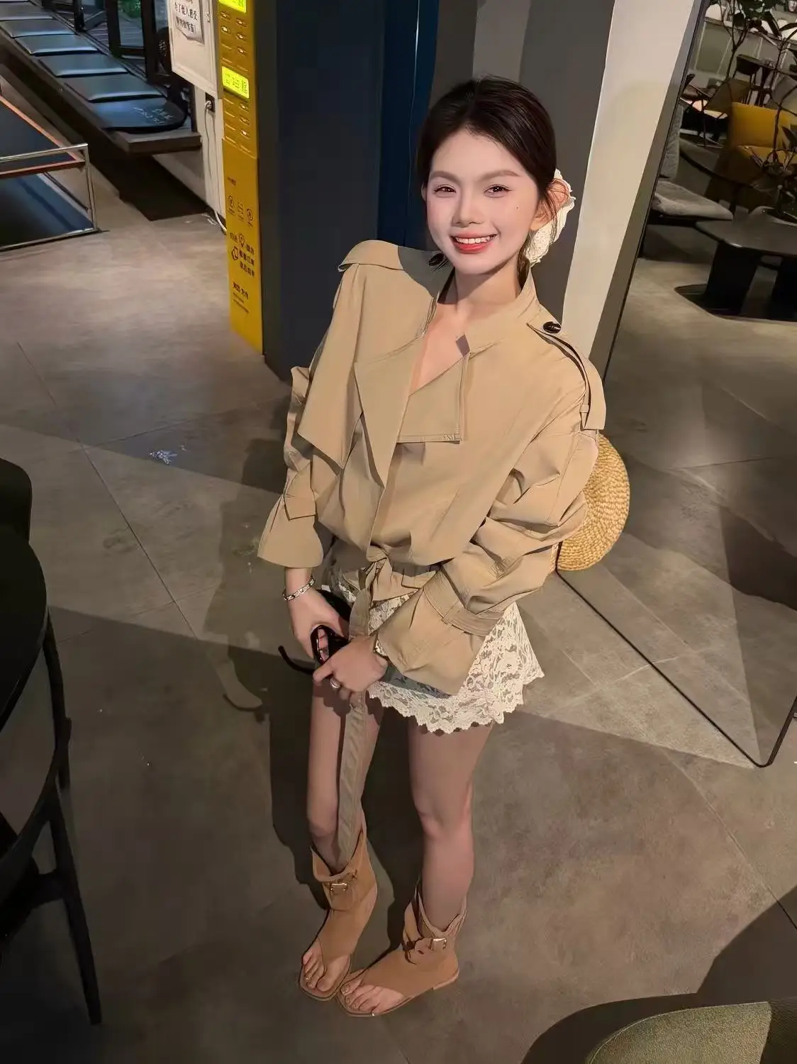 Retro British Style Khaki Short Coat Jacket Lace Half Skirt Two Piece Set Women's Fashion Autumn Collection Casual Wear