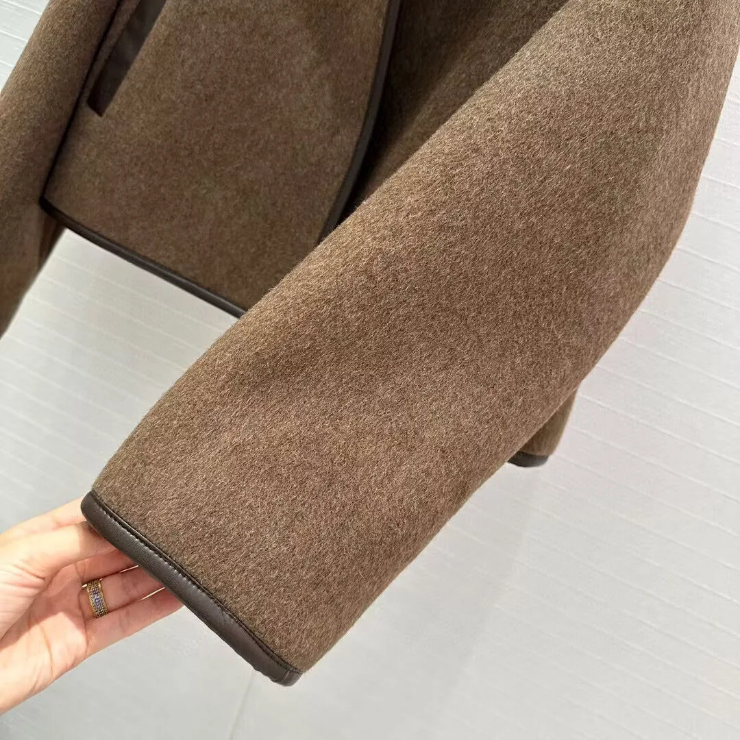 2024 New Fashion Winter Cotton Liner Warm Woolen Coat Women Hooded Leather Buckle Long Sleeve Brown Vintage Loose Chic Jacket