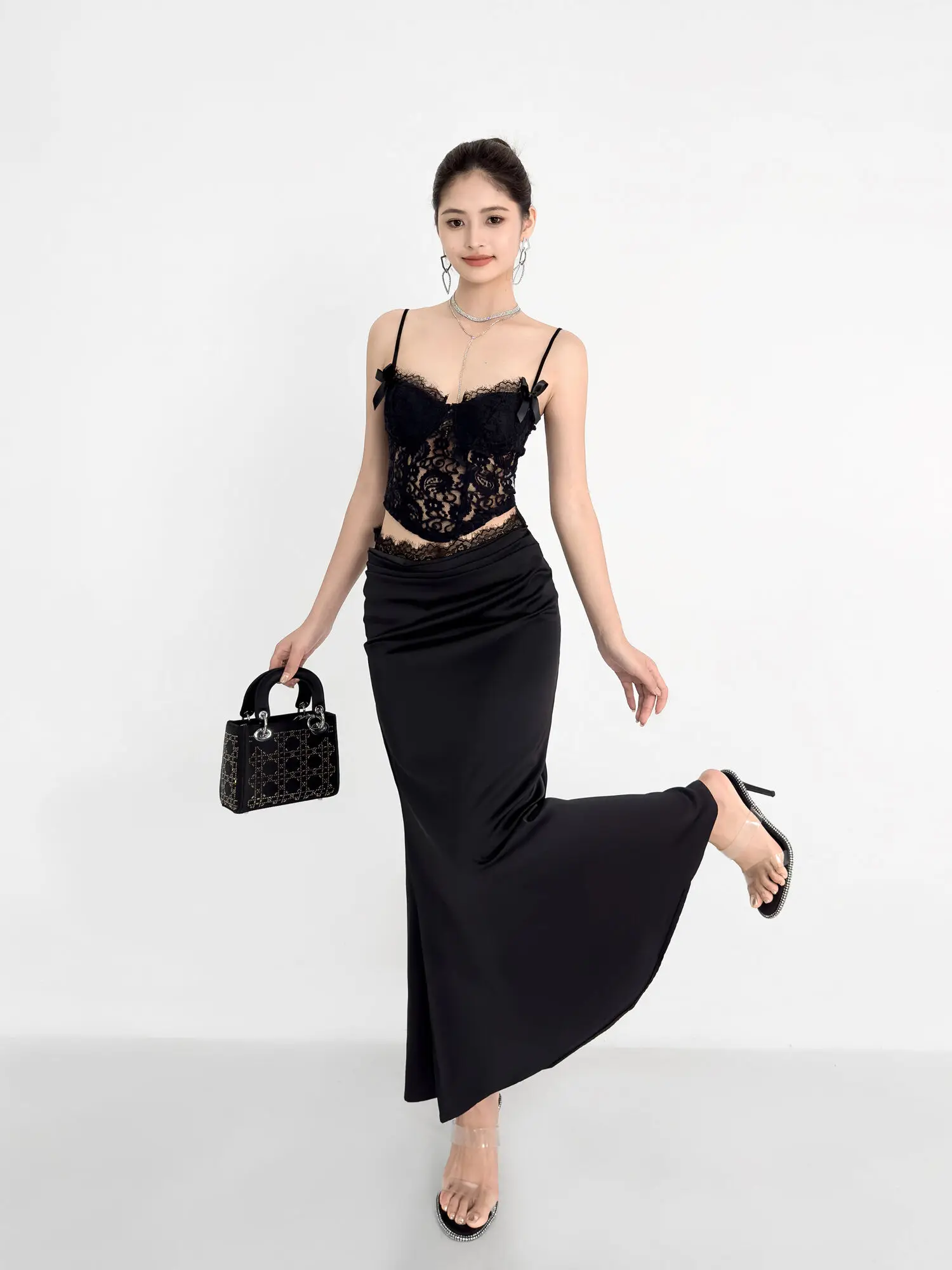 French Style Lace Splicing Satin Fabric A-line Fishtail Skirt Summer New Light Mature Temperament Sexy Wrap Hip Long Skirt 252C