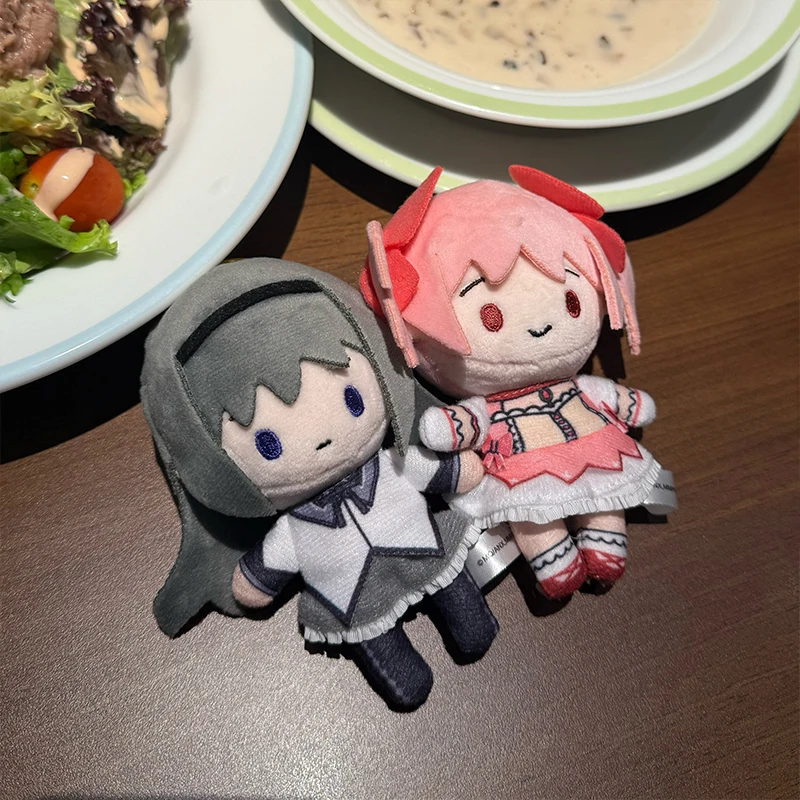 Novo em estoque edição de teatro genuíno puella magi madoka magica boneca de pelúcia pingente akemi homura kaname madoka pingente anime presente
