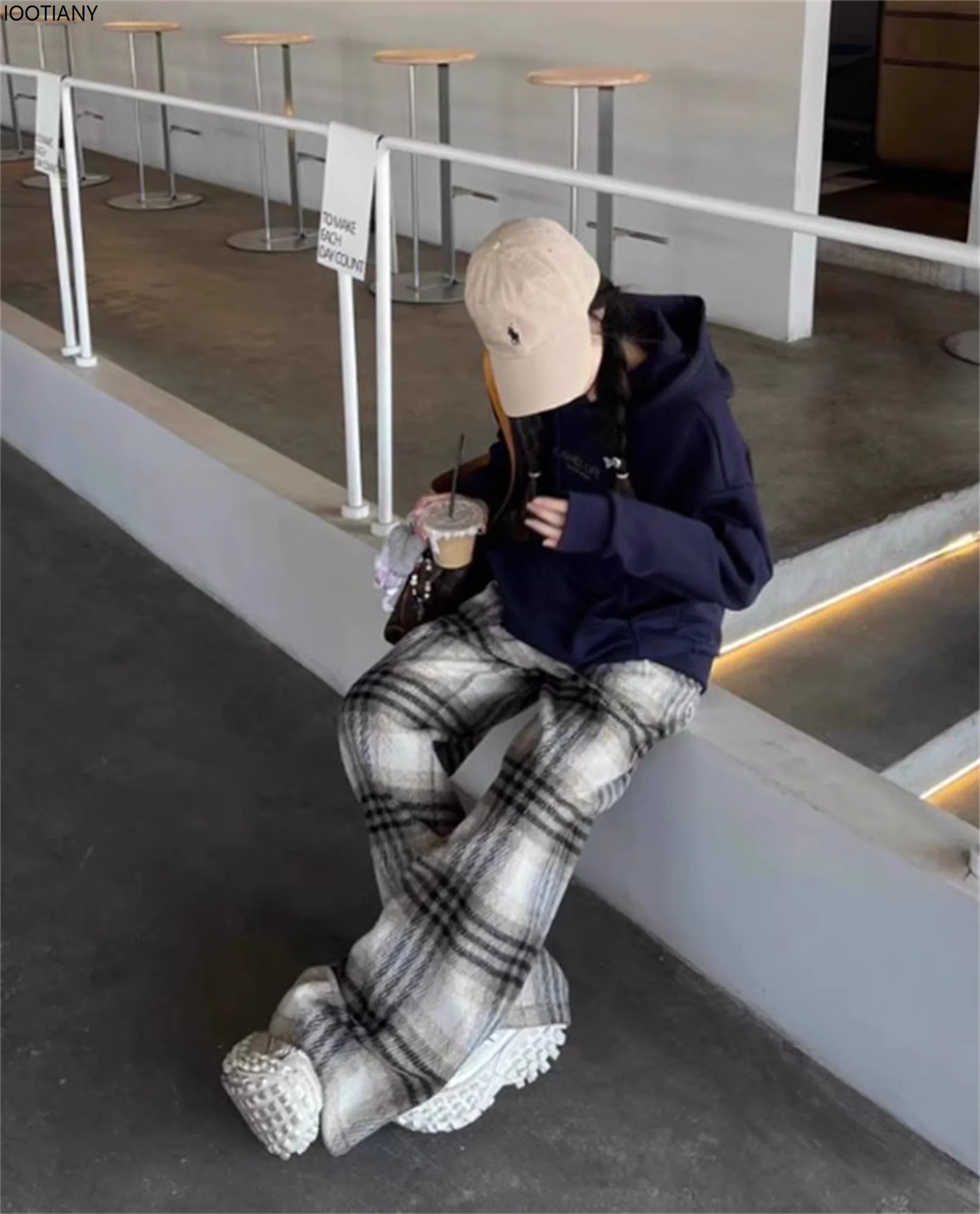 Fashionable Thermal Fleece-lined Trousers Women's Checkered Wide-leg Trouser Korean-style Streetwear Casual Floor-length Pant