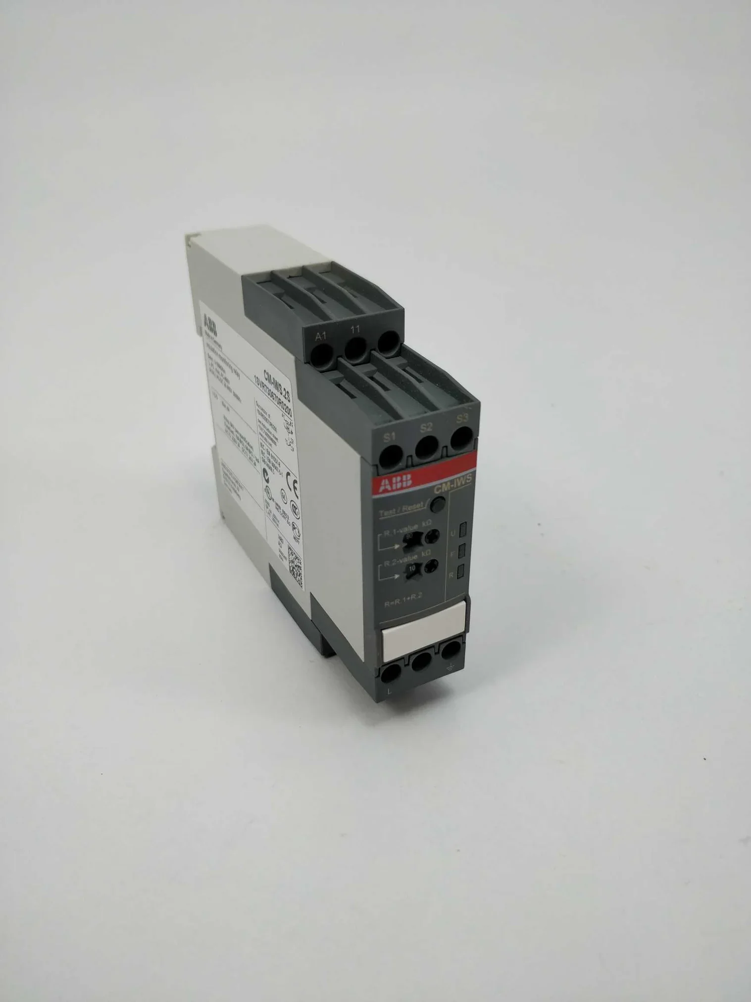 CM-IWS.2S 10108137 1SVR730670R0200 Insulation monitoring relay 1c/o, 1-100kOhm, 24-240VAC/DC