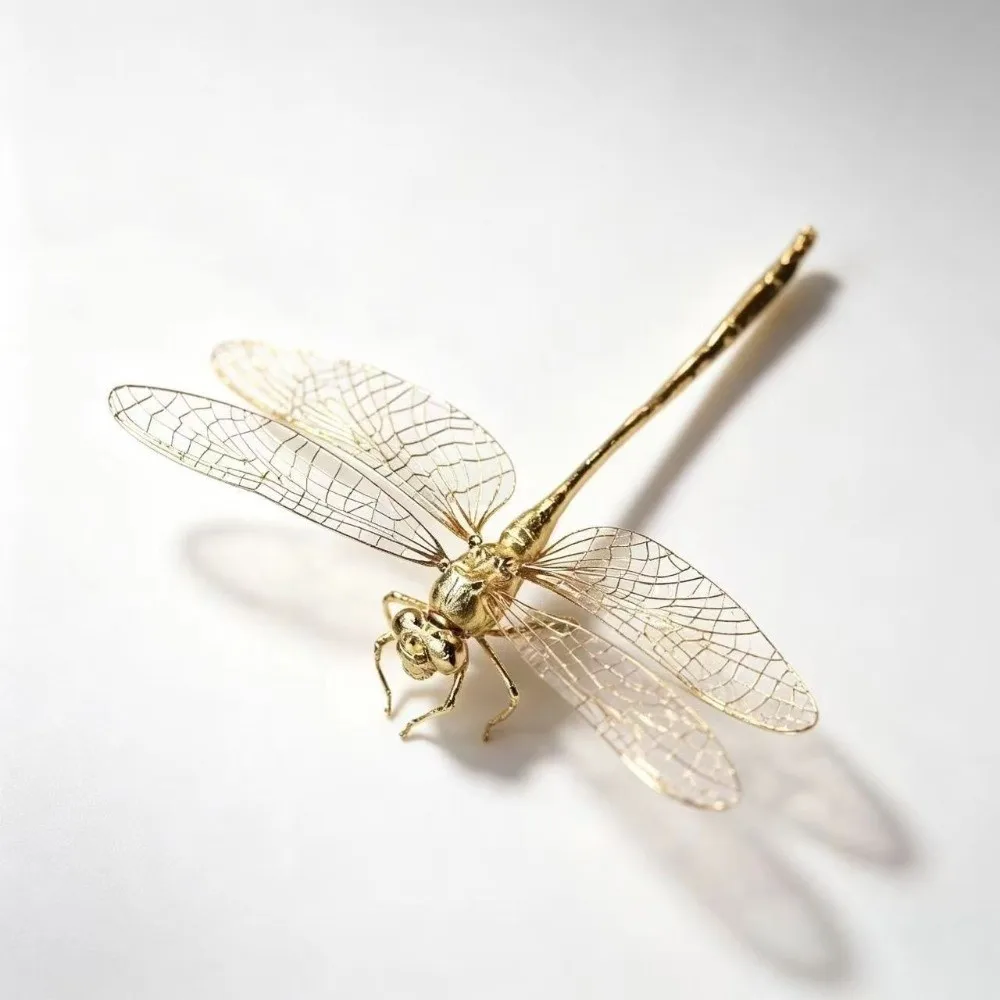 Simulation Insect Dragonfly Ornament Antique-Style Miniature Dragonfly Figure Toys Alloy Handmade Dragonfly Tea Pet Study Decor