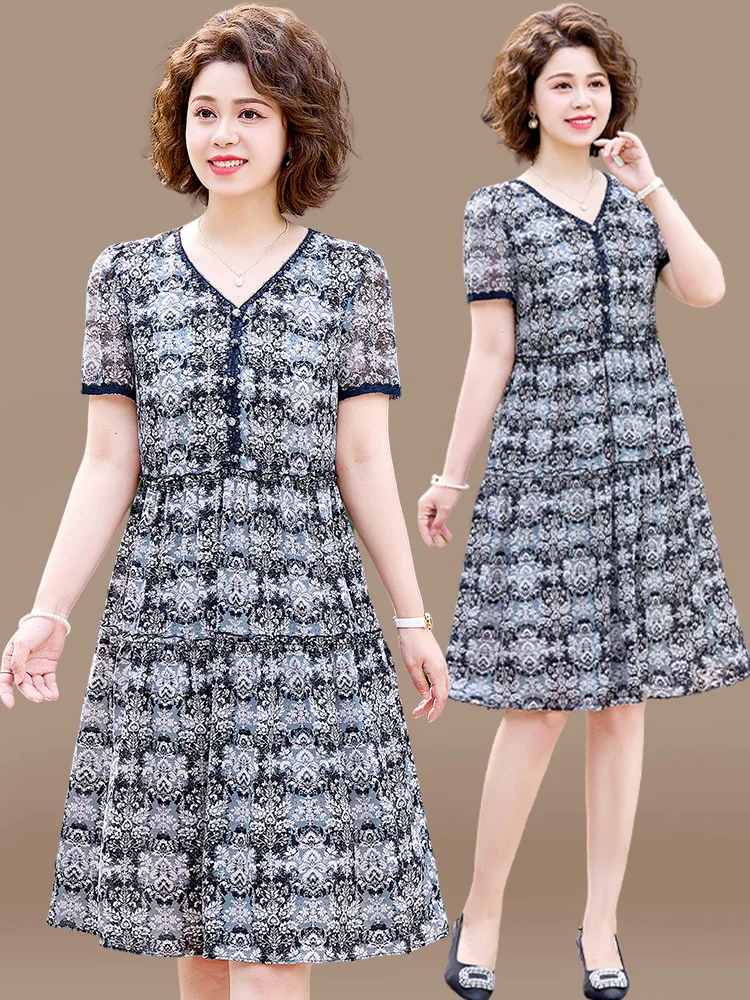 

Летнее платье для женщин среднего возраста и пожилых женщин, с коротким рукавом, цветочным принтом, свободного кроя, с V-образным вырезом, многоярусная юбка