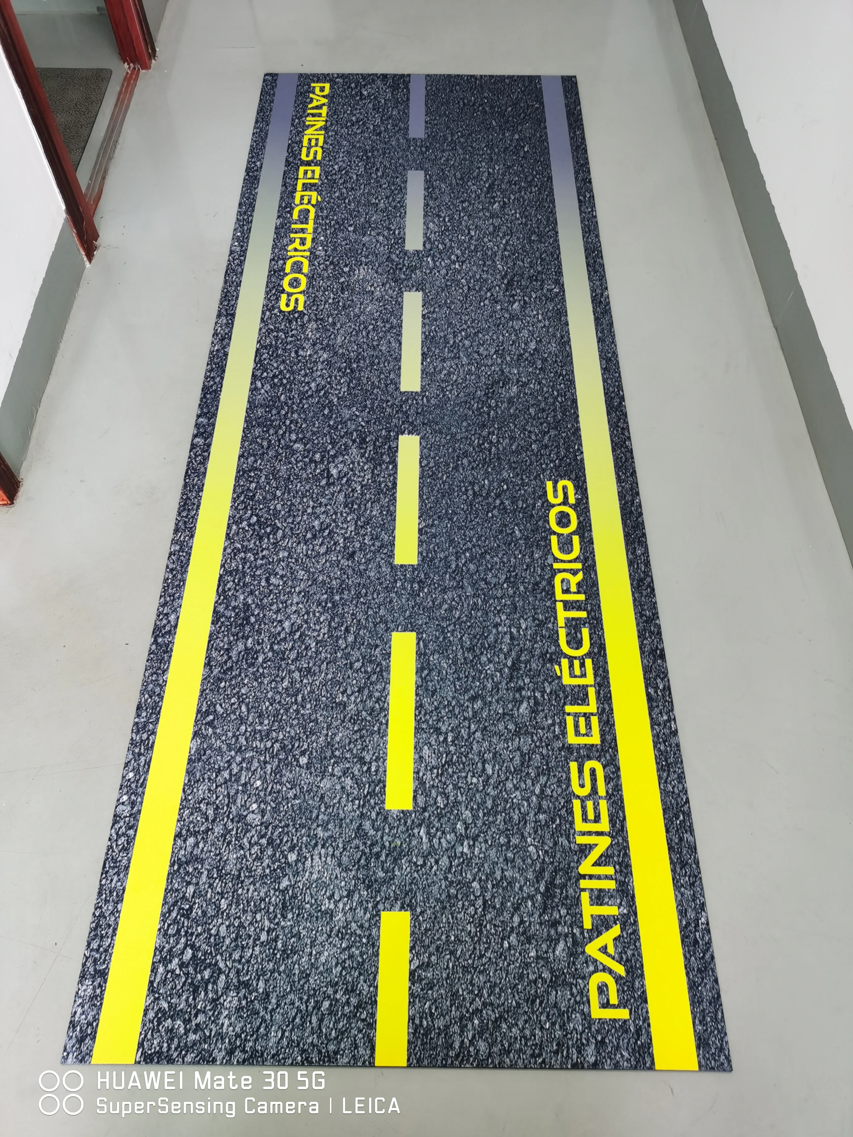 Tappetino per garage per moto da 78,7 x 55 pollici Tappetino antiscivolo assorbente per olio con supporto in gomma Tappetini per parcheggio lavabili per golf domestico