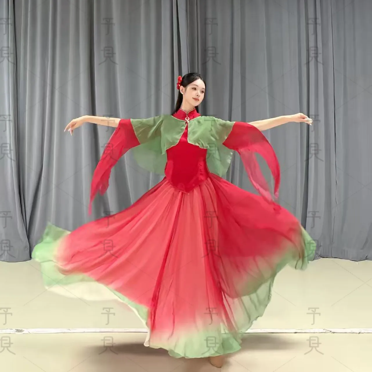Chinese Style Classical Dance Costume Red‑Green Gradient Flowy Big Swing Chiffon Dress Oriental Stage Performance Outfit