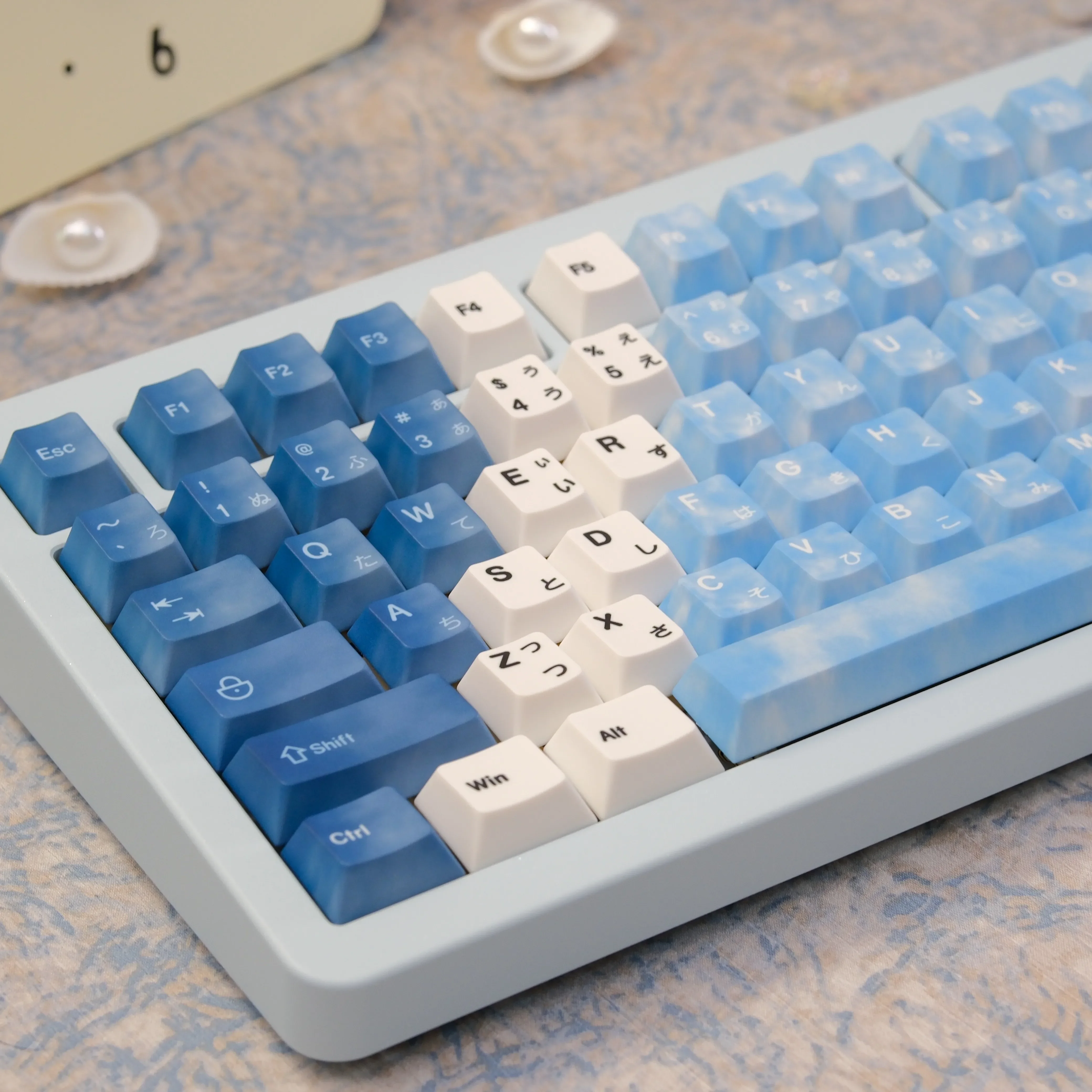 

Clear sky PBT full five-sided sublimation 141 keys original height semi-transparent keycap wooting