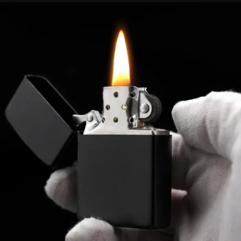 

Classic Men's Kerosene Lighter Metal Body Sand Wheel Fireproof Lighter Cigarette Accessories Small Gifts