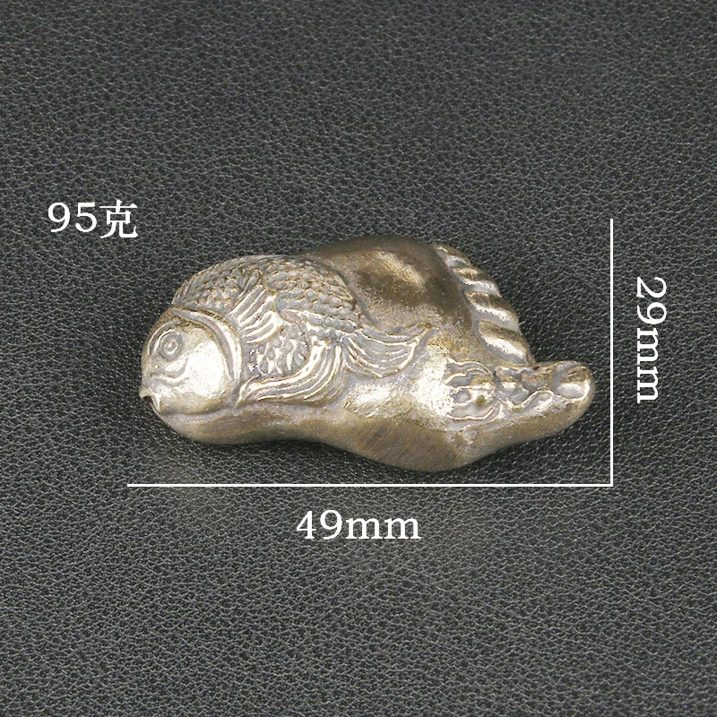 Ornement de socle en laiton, « Le contentement apporte le bonheur », porte-encens créatif, sculpture artisanale en cuivre, presse-papiers de bureau